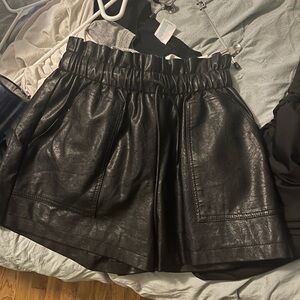 Faux Leather Paperbag shorts size S